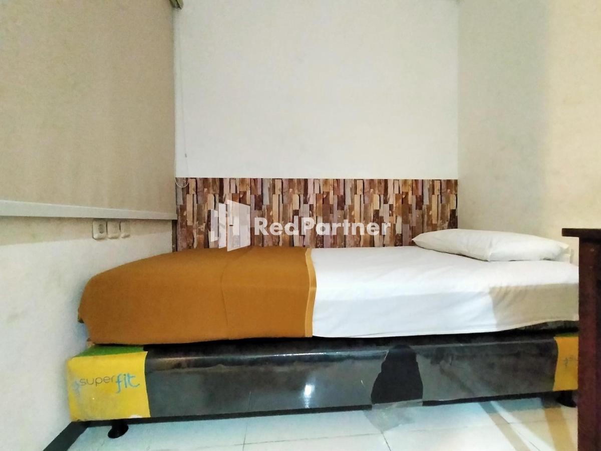 Hotel Ayu Lestari Ternate Redpartner المظهر الخارجي الصورة